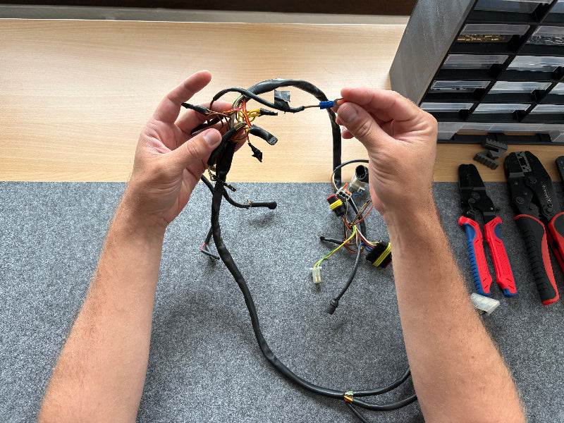 Fehlersuche und Reparatur von Kabelbäumen von Crimpwork